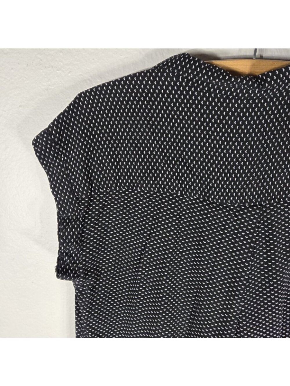 JACHS Girlfriend Black White Cap Sleeve Button Up Shirt Size S Collared Rayon - Picture 8 of 13